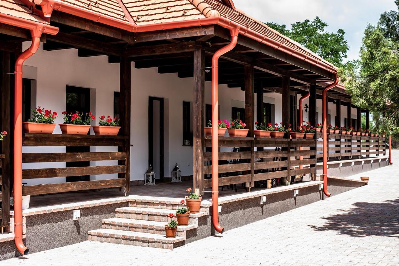 Boroka Vendeghaz Toalmas Hotel Buitenkant foto